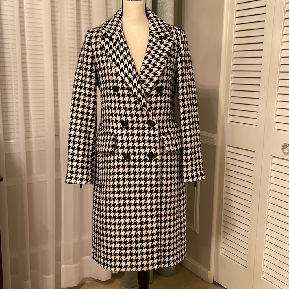BCBGMAXAZRIA Coat